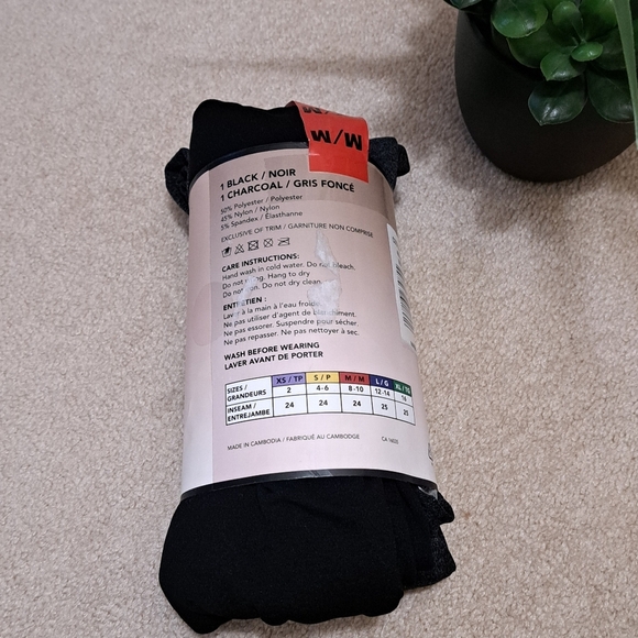 New! Catherine Malandrino Leggings 2 Pack Fleece Lined Size Medium Black Grey - Picture 4 of 8